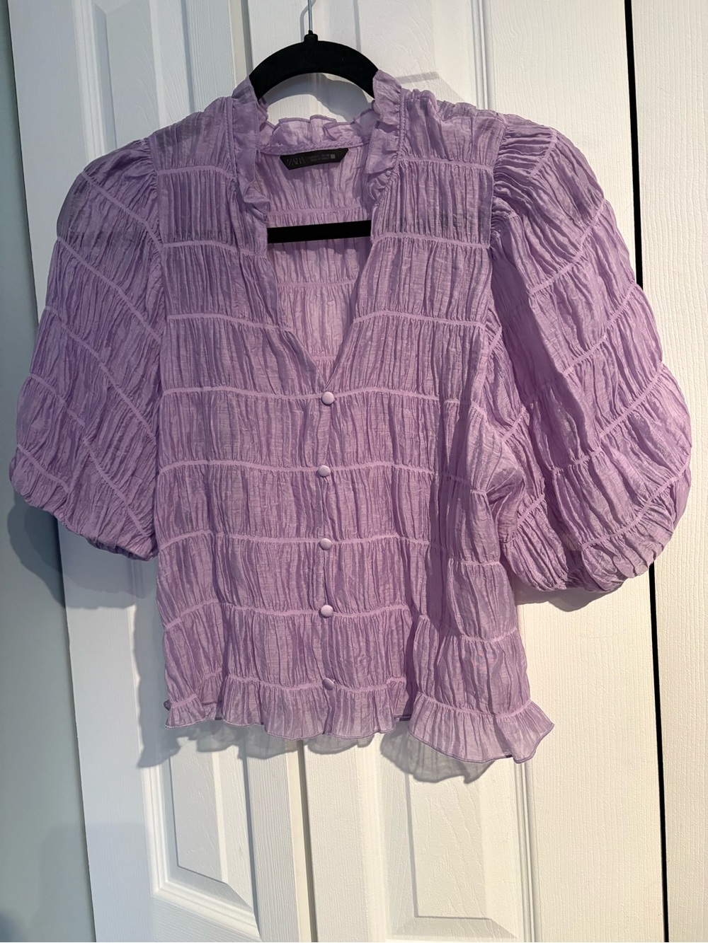 Zara Lavender Crinkle Puff-Sleeve Button Blouse